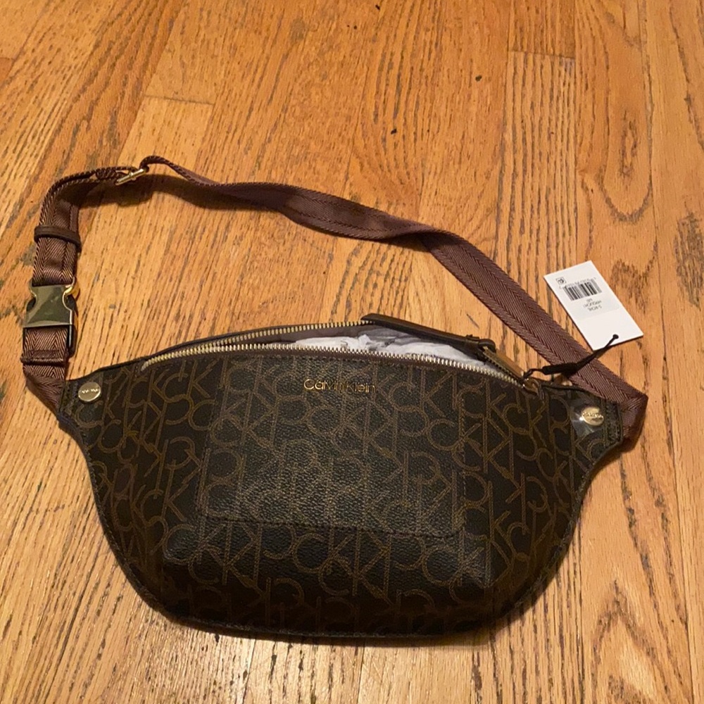 Fanny pack